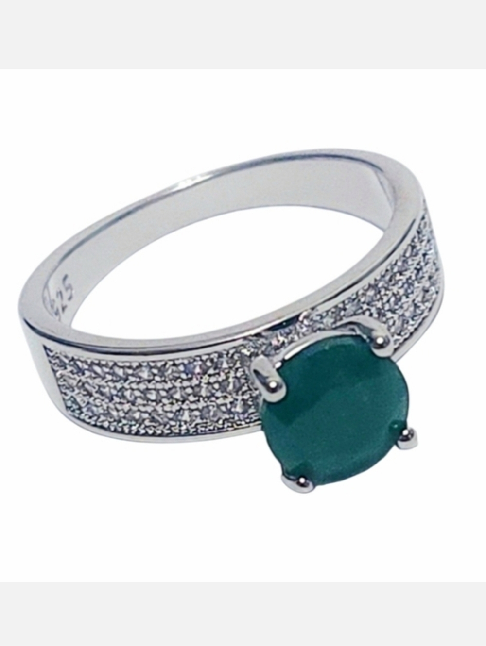 1.30 ct Emerald Sterling Silver Ring size 8